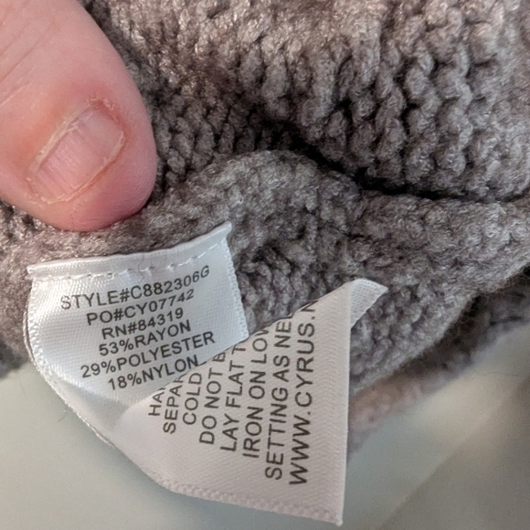 Cyrus ,Light Brown Crew Neck Cable Knit Sweater,Size S - Picture 4 of 4